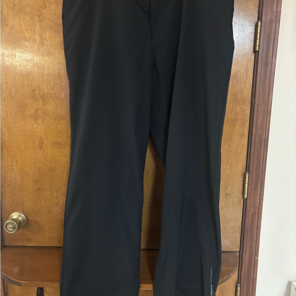 Under Armour Black and Gray Pants 42x32